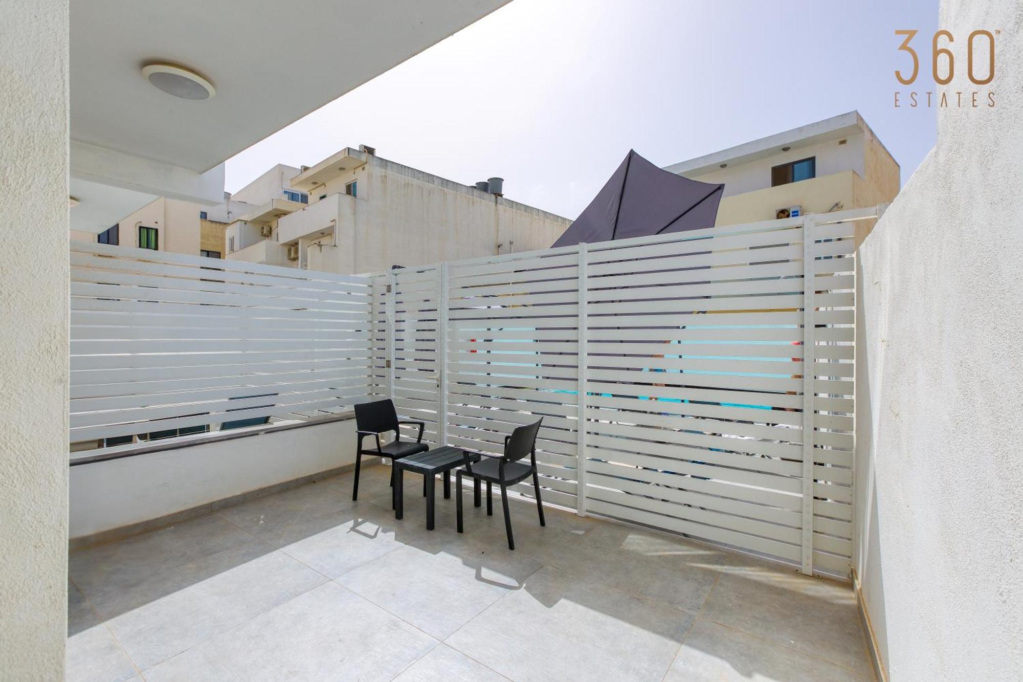 The Swieqi Poolside Suites Is-Swieqi Zewnętrze zdjęcie